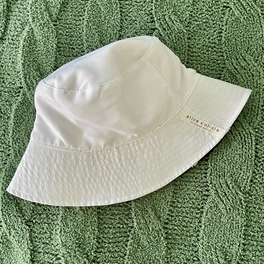 Bucket Hat 👒